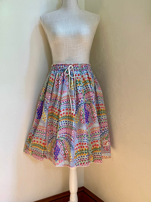 French Market Skirt, Short, Persian Vase (Gris)