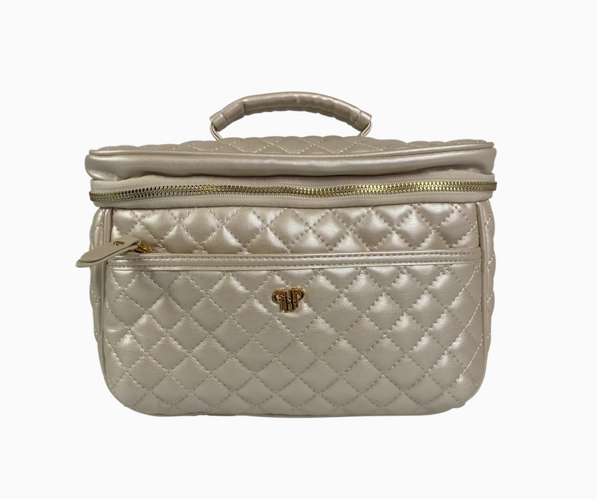 Getaway Classic Train Case, Pearl Quilted