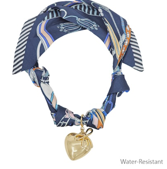 Necklace, Axe Blue