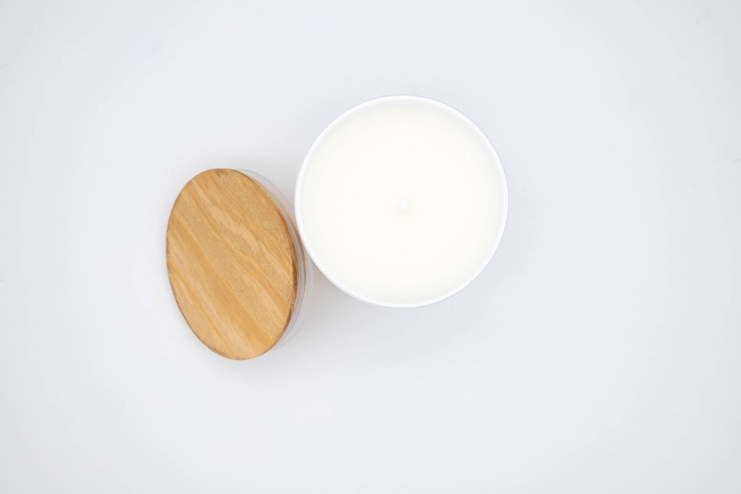 Mallard Exotic Wood & Cardamom Soy Candle – 11 oz