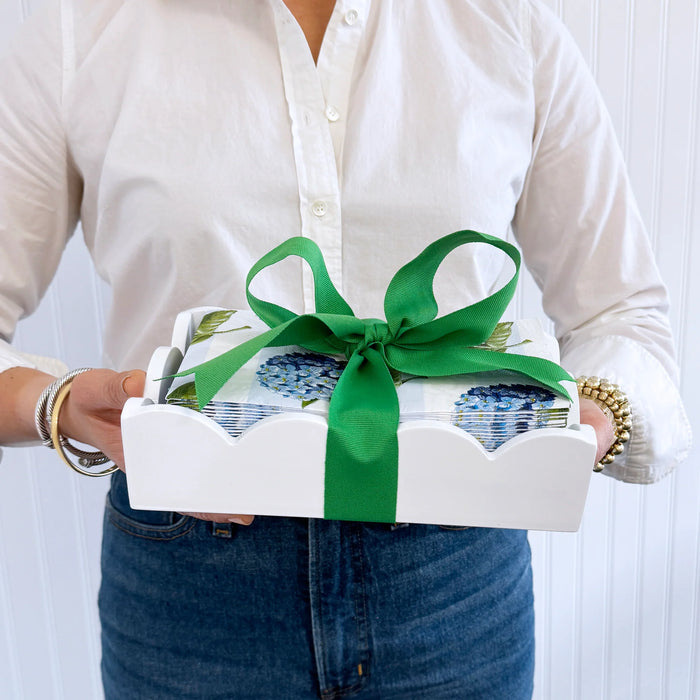 Scalloped Guest Napkin Holder, White