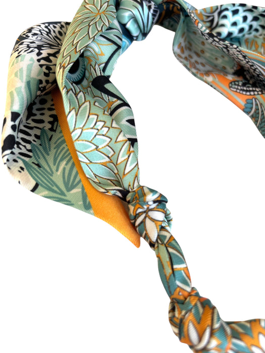 Calypso scarf necklace
