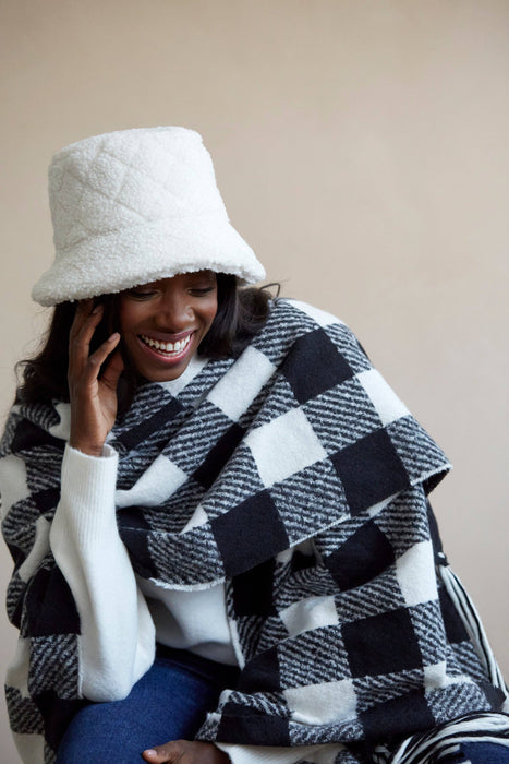 BELTRAN PLAID CAPE, BLACK AND WHITE
