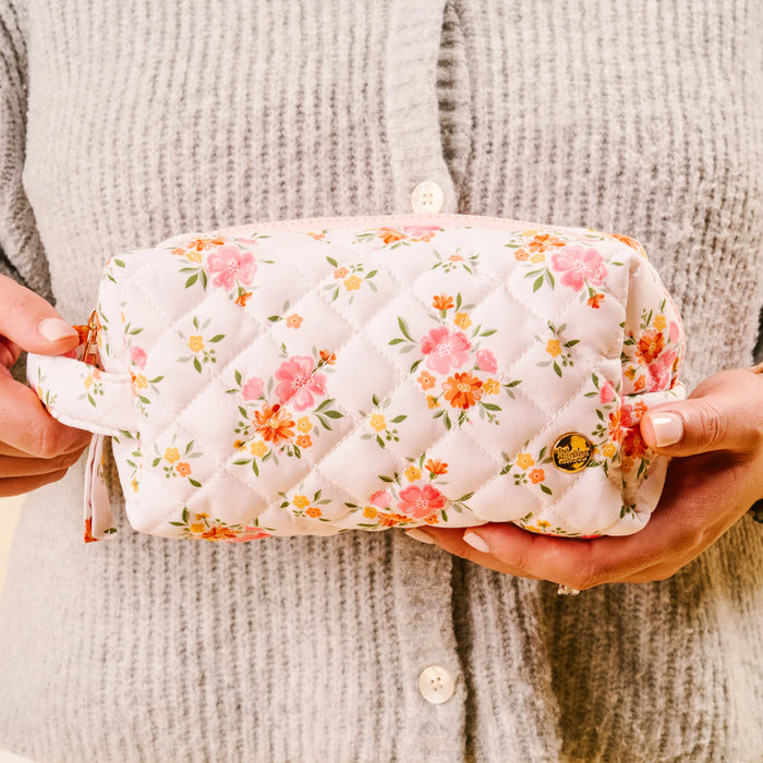 Quilted Cosmetic Pouch, Endless Daydream