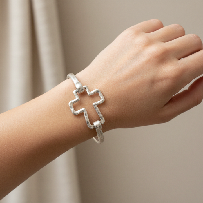 Bracelet, Lucy Silver