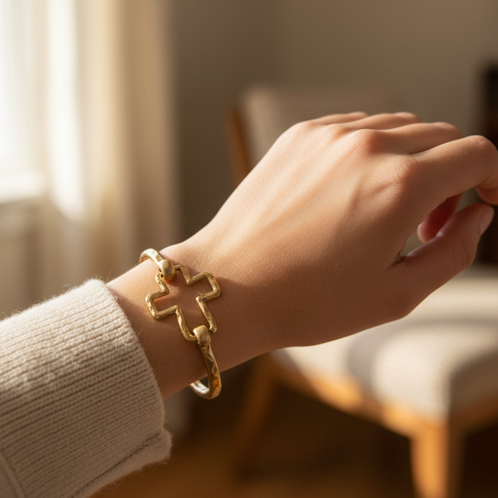 Bracelet, Lucy Gold